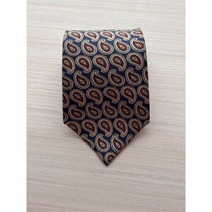 Gentlemens Club Paisley Silk Tie